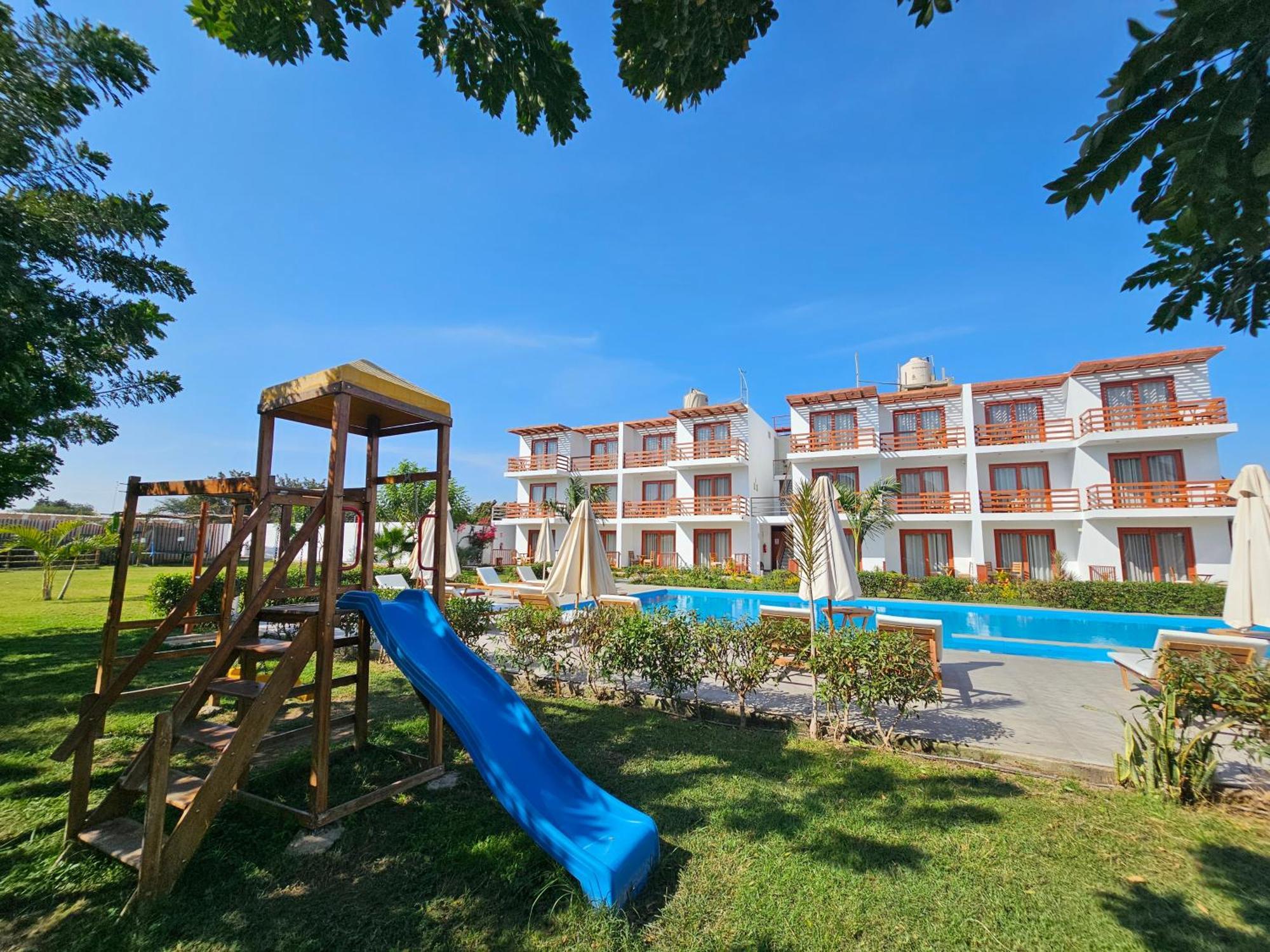 Hotel La Colina Cerro Prieto Exterior foto